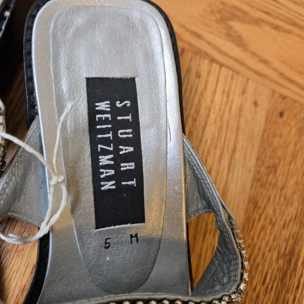 Vintage NWOB Stuart Weitzman Silver Metal Beads and Rhinestones Thong Sandals - Picture 4 of 10